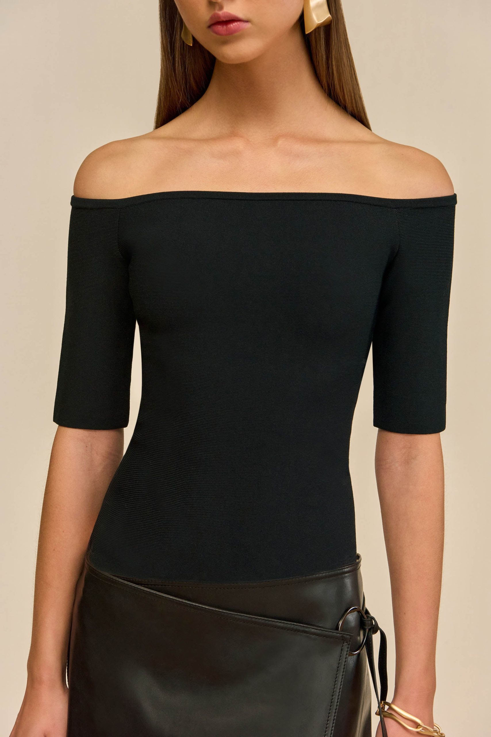 SANDERS TOP
