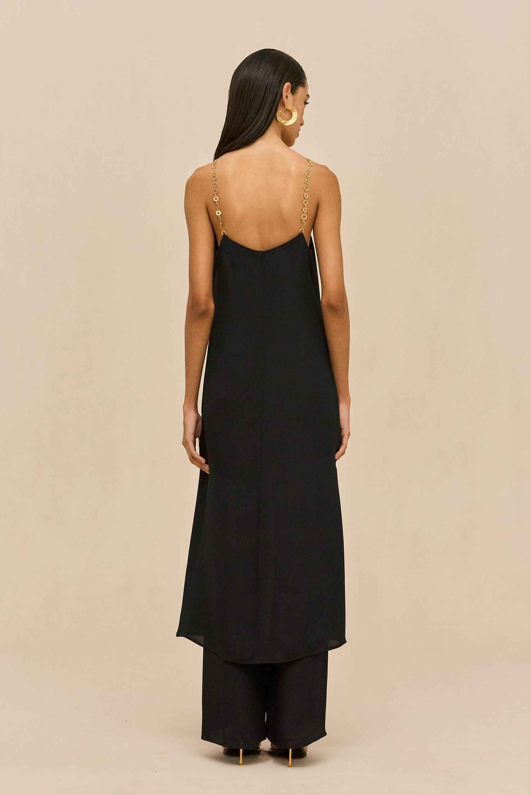 251117_DR_CG_PF26_LB_03_RIXIE_TOP_SARA_PANT_BLK_0030_WEBBED-scaled