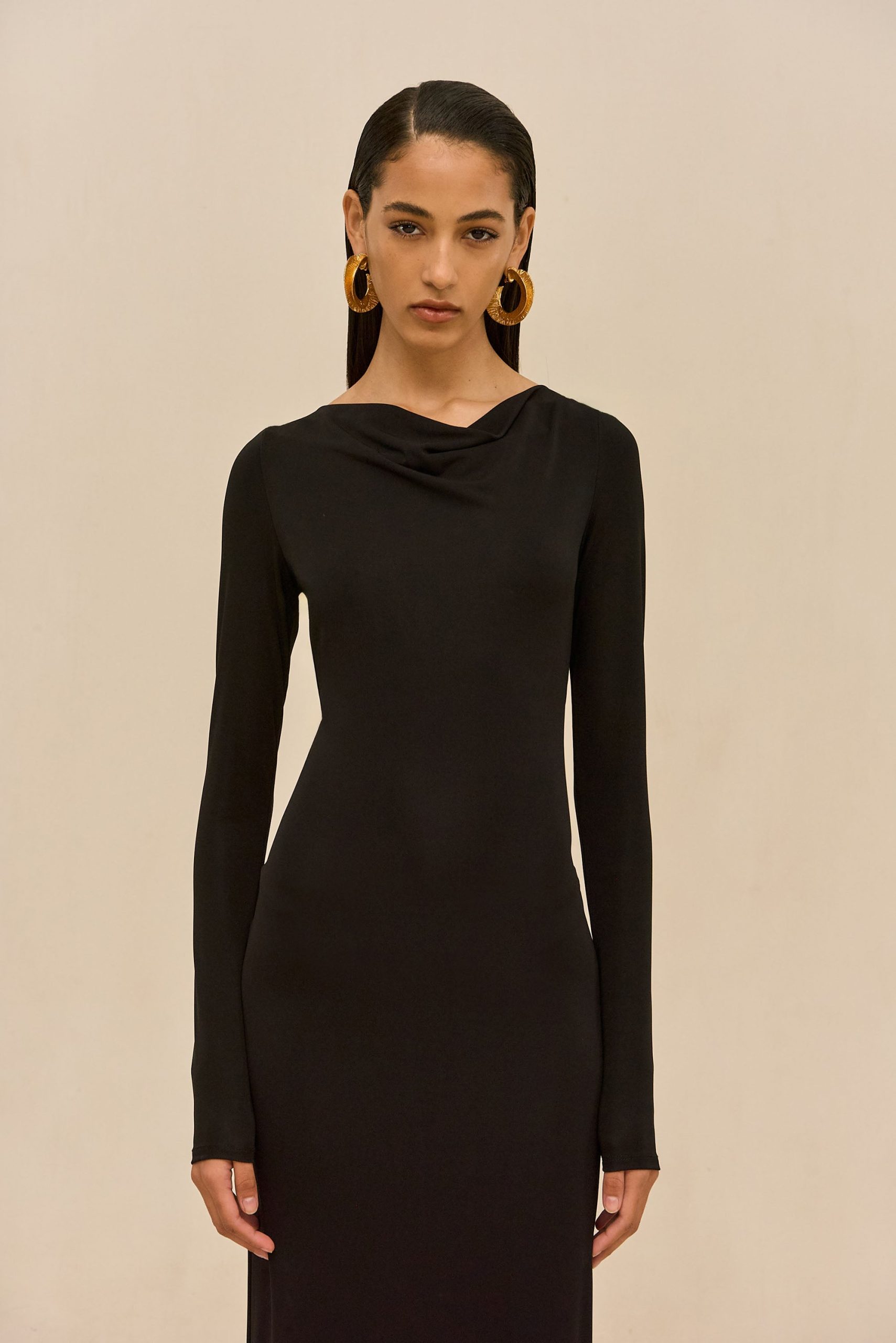 251117_DR_CG_PF26_LB_05_AARMAND_GOWN_BLK_0021_WEBBED-scaled