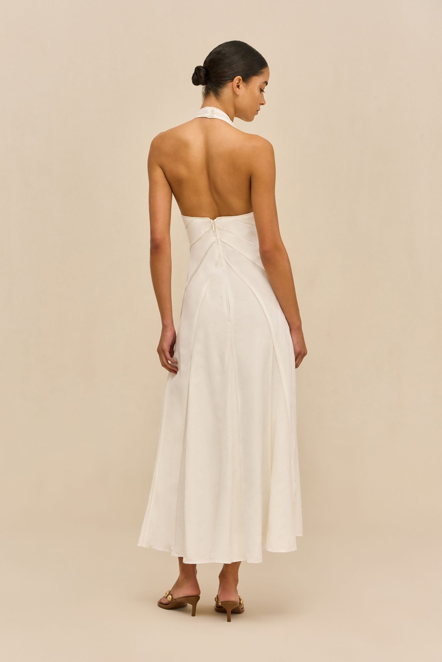 251117_DR_CG_PF26_LB_14_ROWYN_DRESS_TRAV_0027_WEBBED-scaled