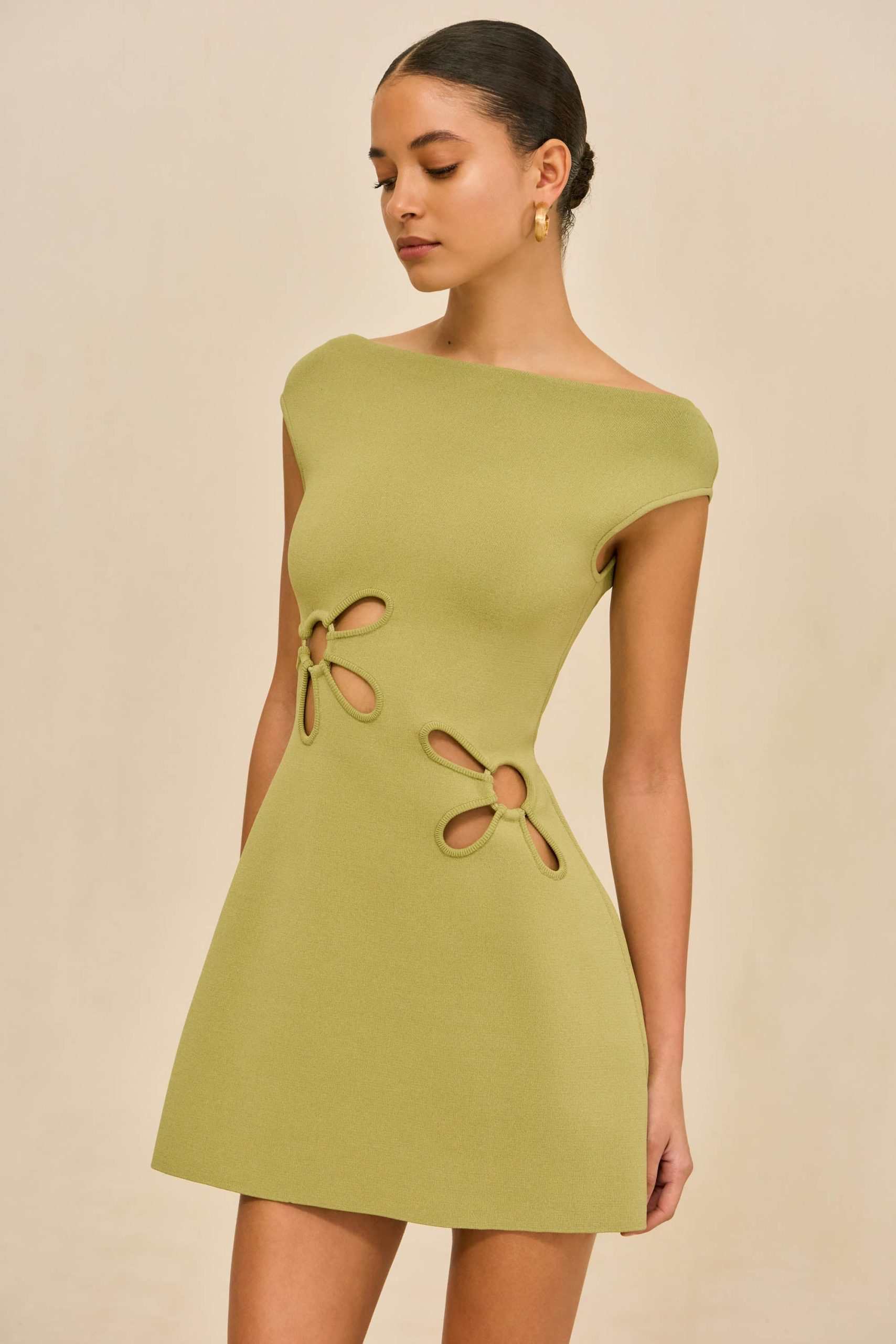 260120_DR_CG_SP_HS26_RESHT_23_YUDI_DRESS_GRN_0021_WEBBED-scaled