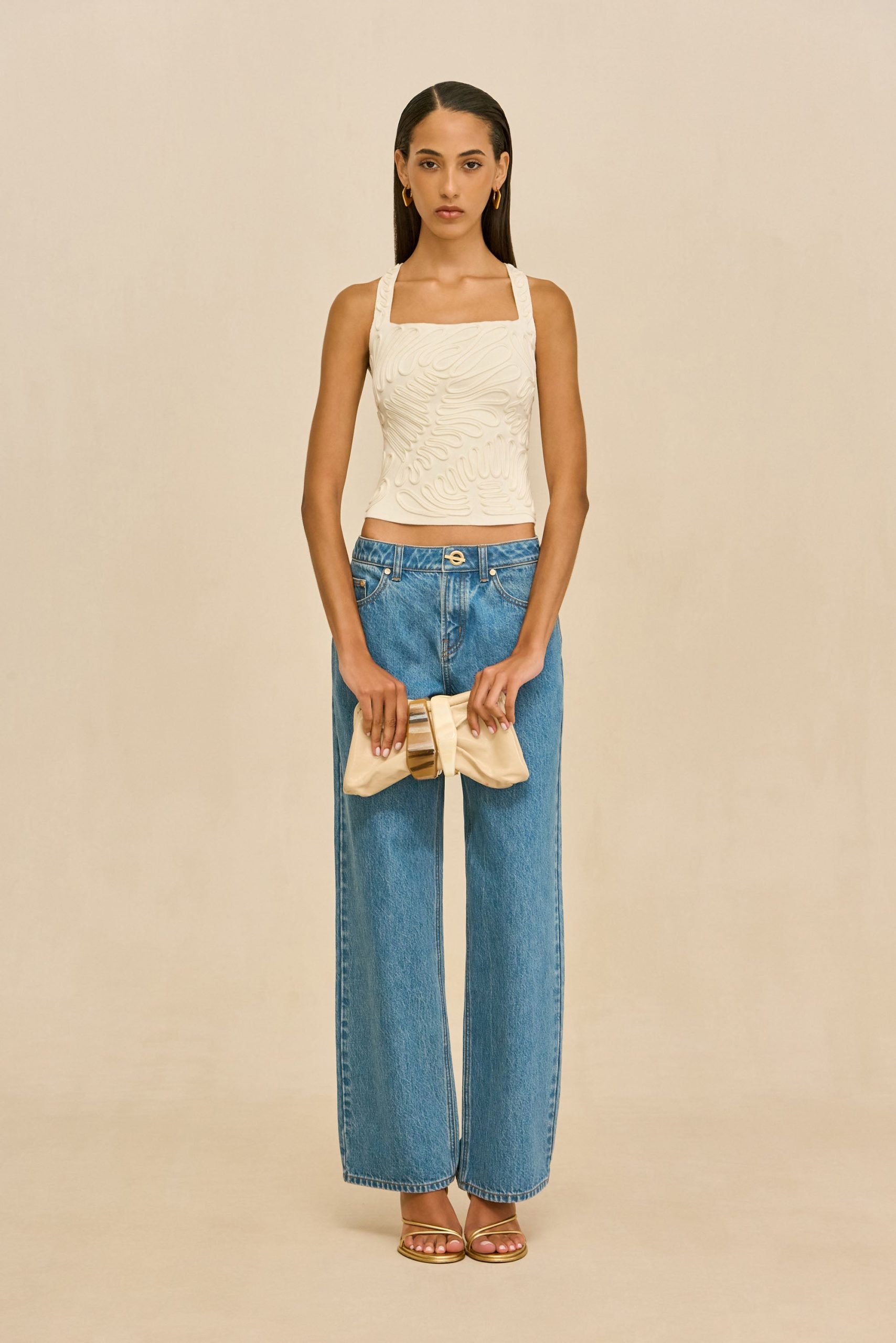 260121_DR_CG_SP_HS26_RESHT_115_STELLA-TOP_WHT_ROSELLA_PANT_BLU_0003_WEBBED-scaled