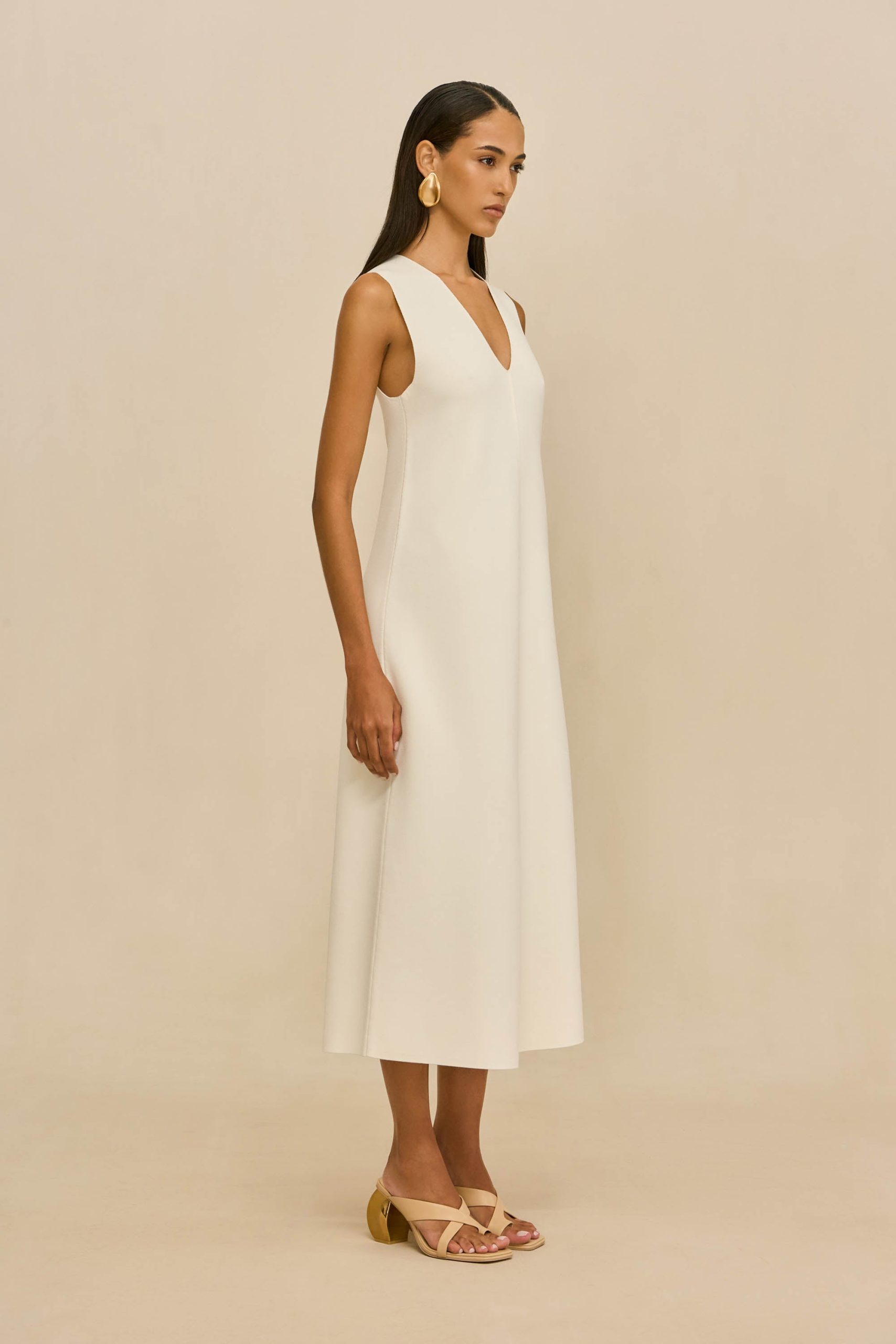 260121_DR_CG_SP_HS26_RESHT_89_VIOLLET_DRESS_WHT_0038_WEBBED-scaled