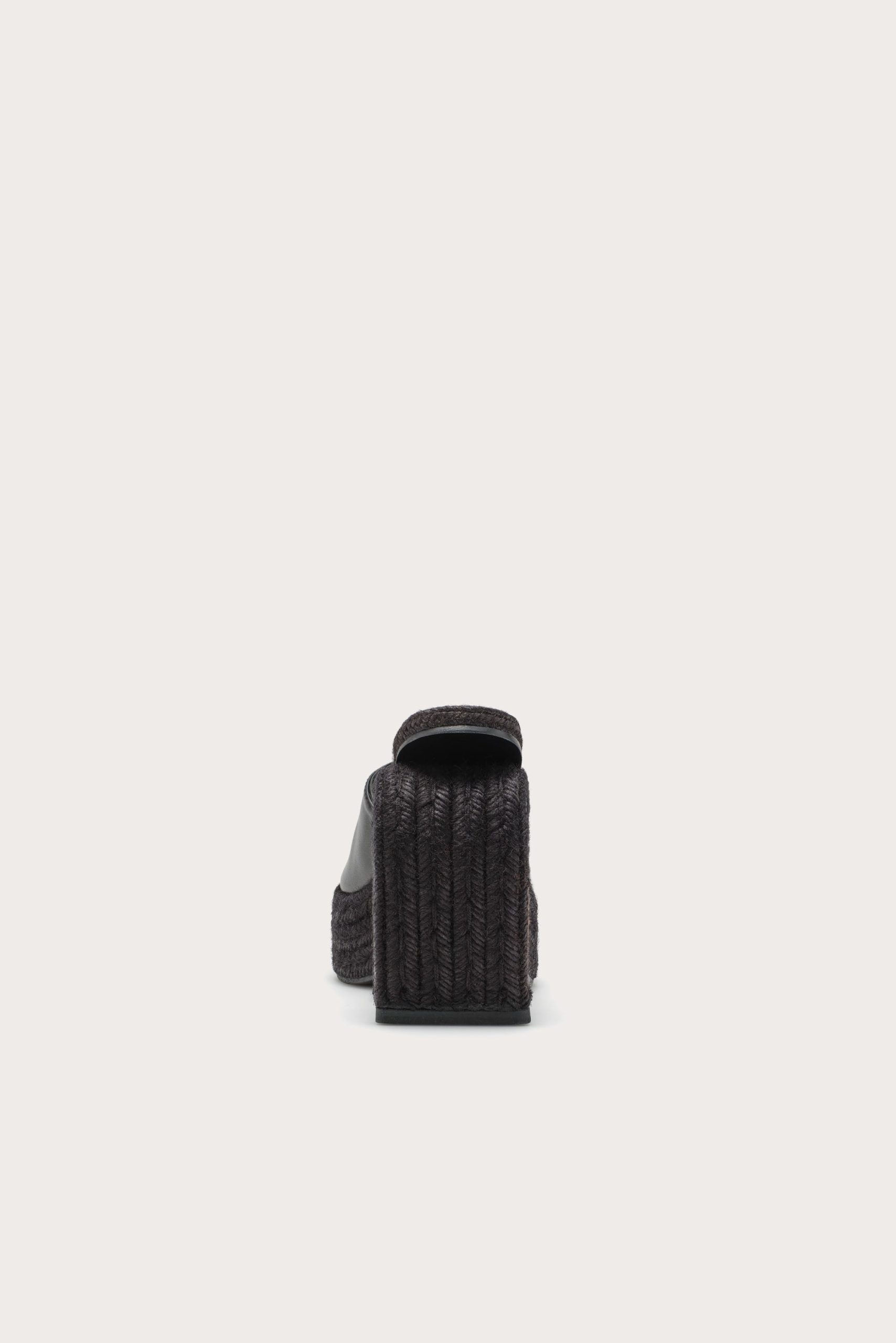 260123_Cult-Gaia_Product15079_W1a-scaled