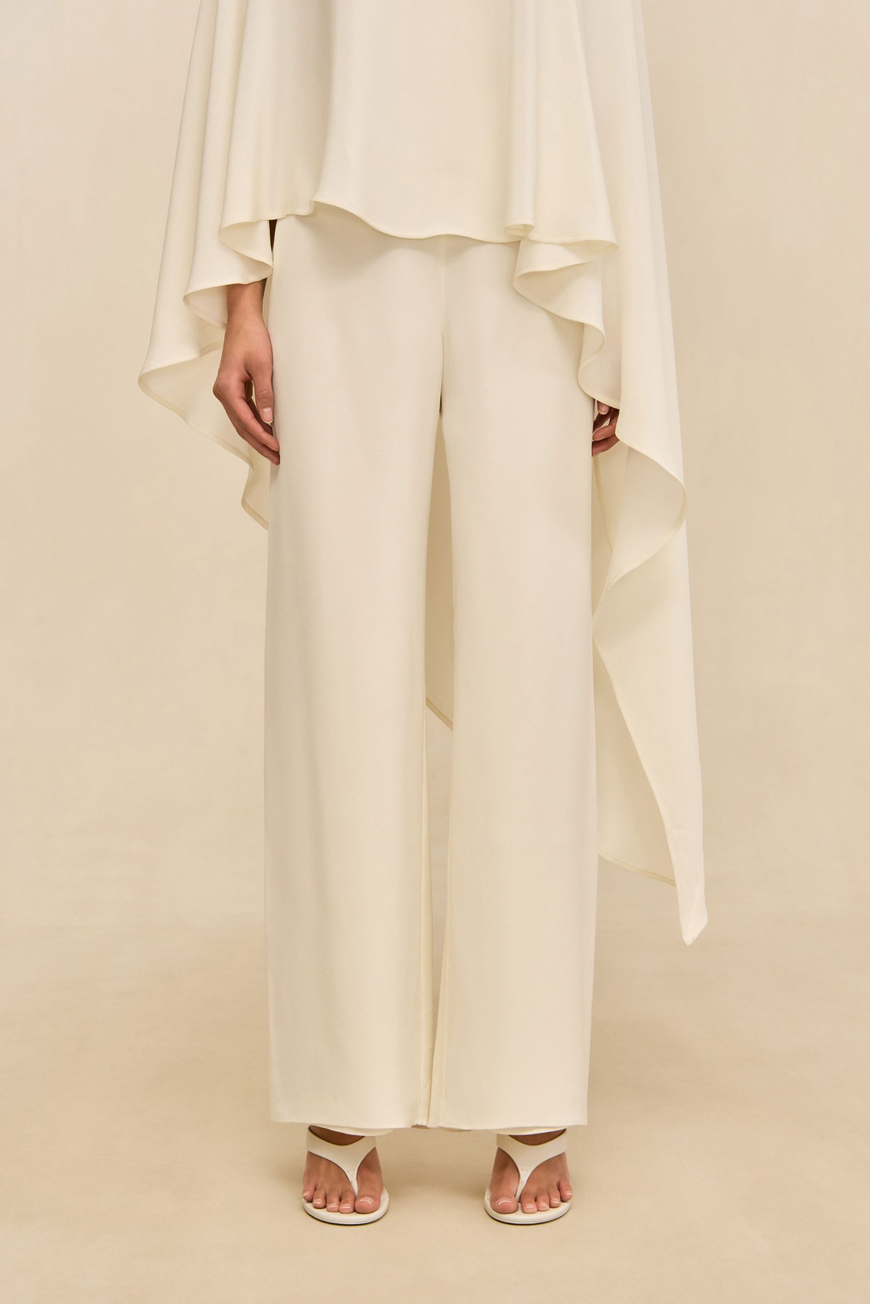 260319_DR_CG_51_SARA_PANT_OFW_0011_WEBBED-scaled