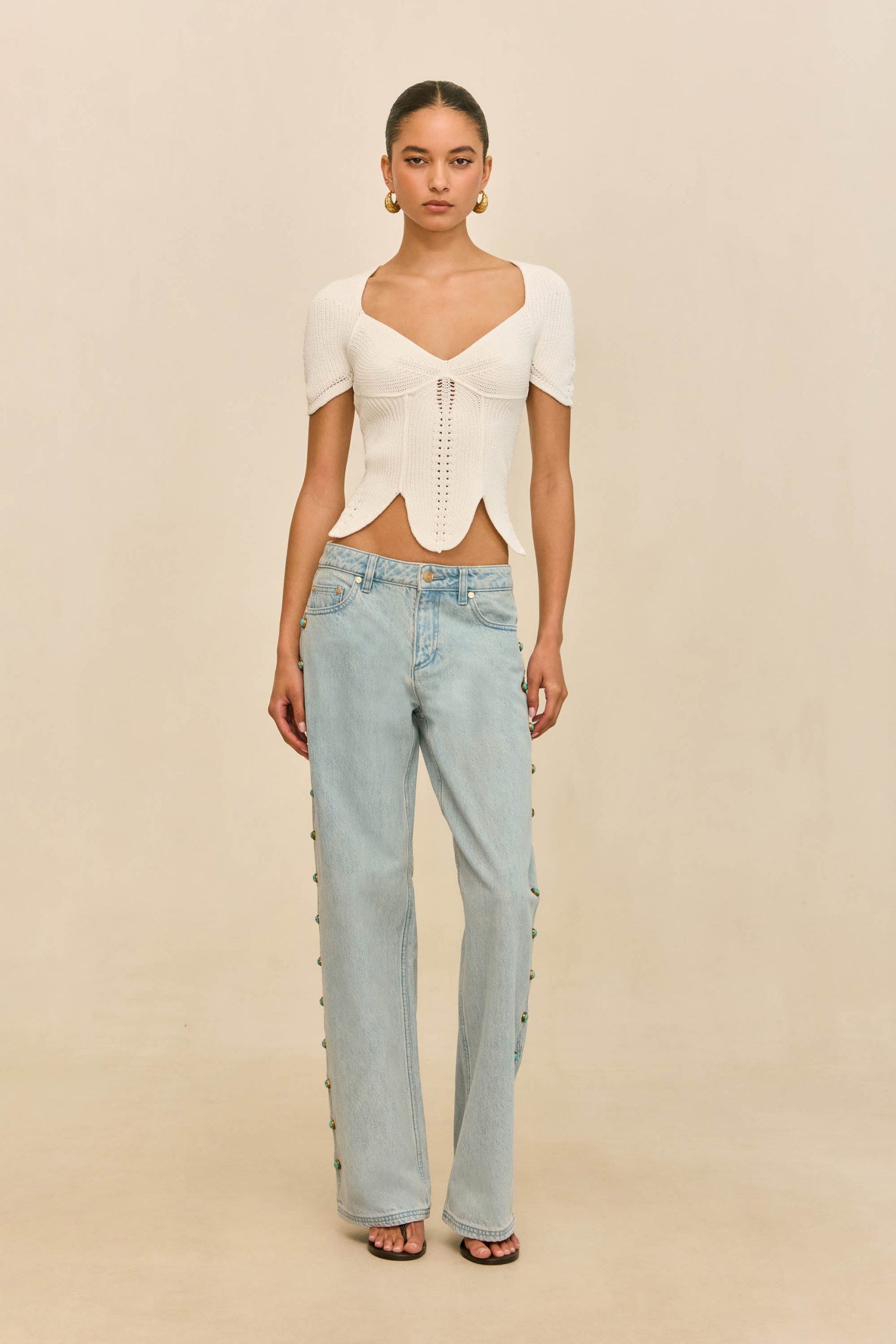 260421_DR_CG_ECOM_RSHTS_67_ELIZA_KNIT_TOP_WHT_PRESTON_BAG_BRN_0020_WEBBED-scaled