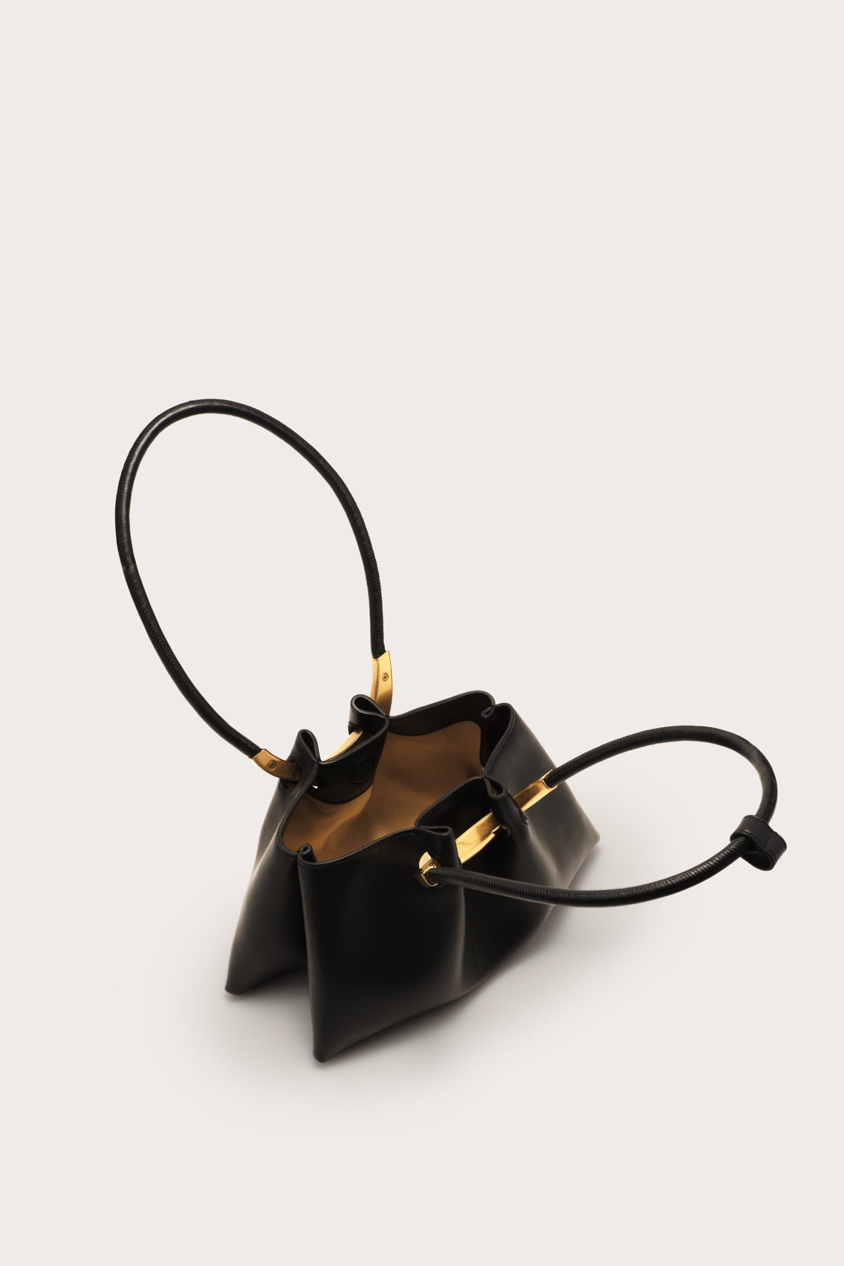 ASASHOULDER_BLK_260420_CultGaia_Product-PF2619145_WEBBED-scaled