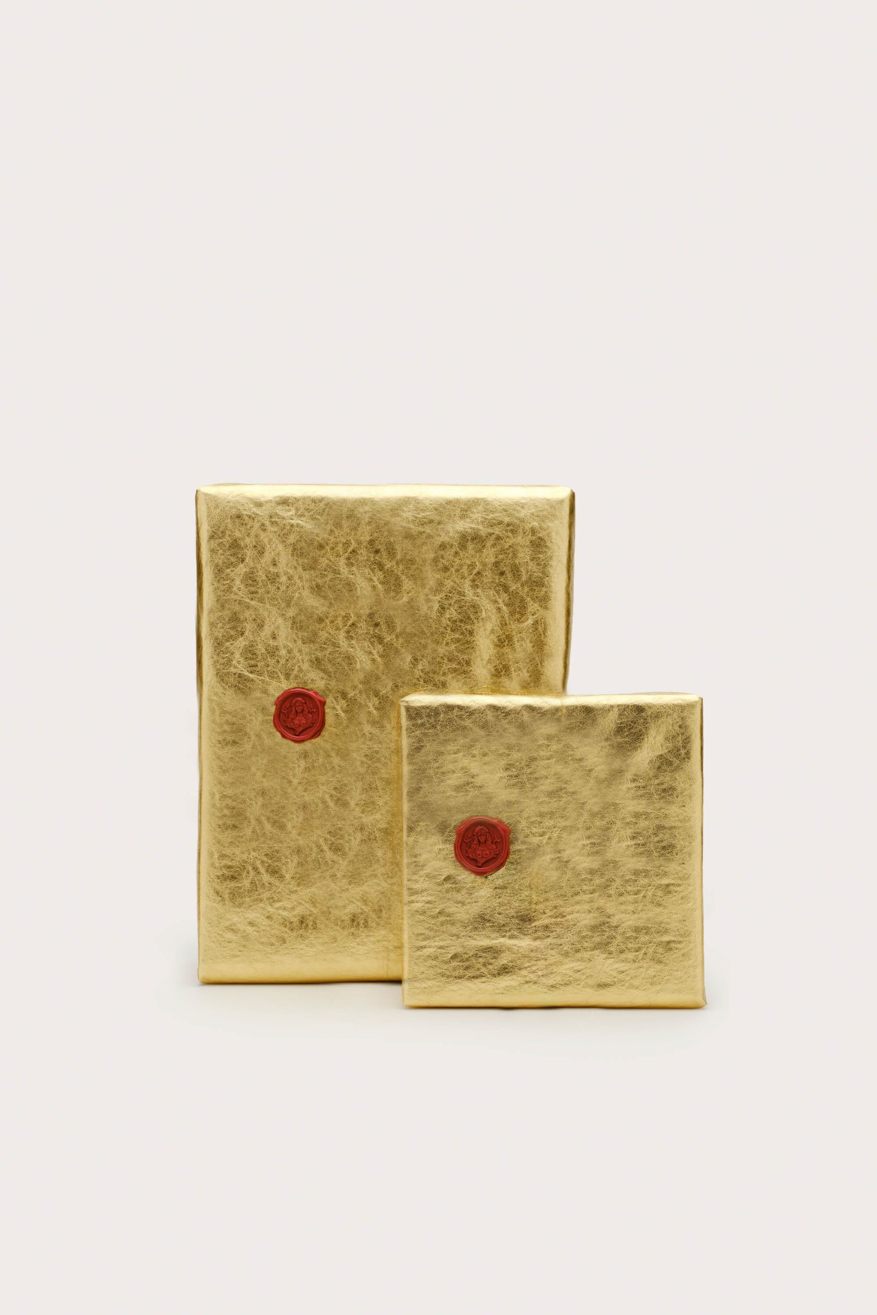 ERISGLOVE_SDL_GIFTWRAP_251105_CultGaia_Product11458_WEBBED_1-scaled