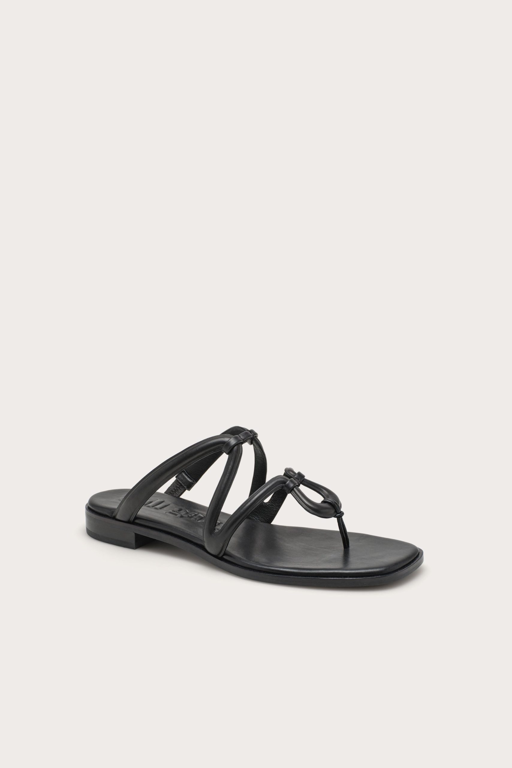 ESTEE SANDAL