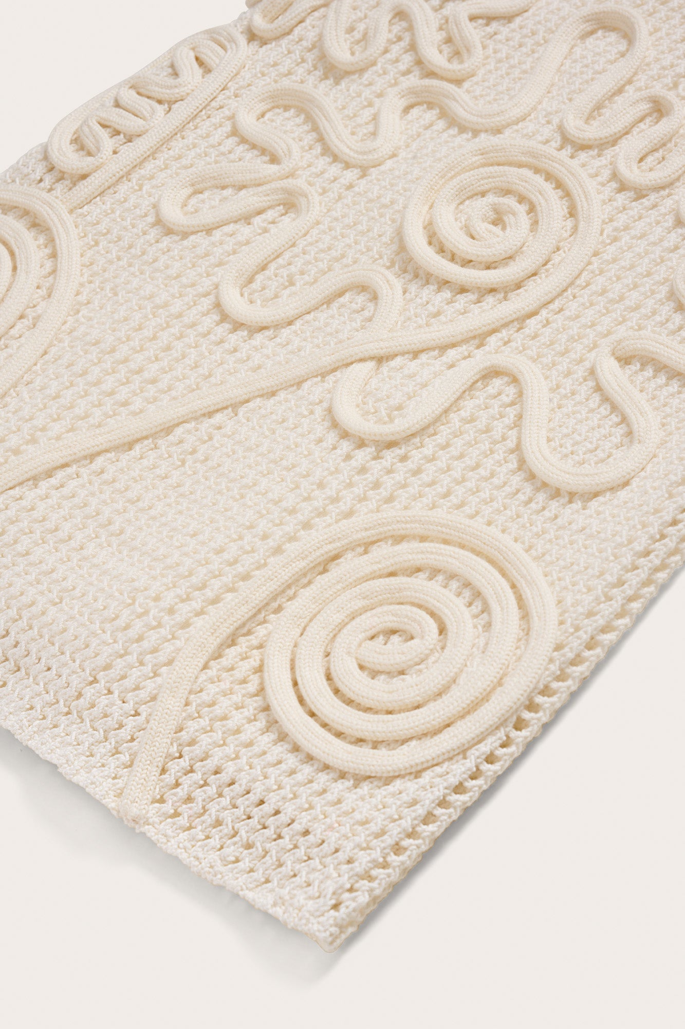 KidsNissaDressOffWhiteDetail2