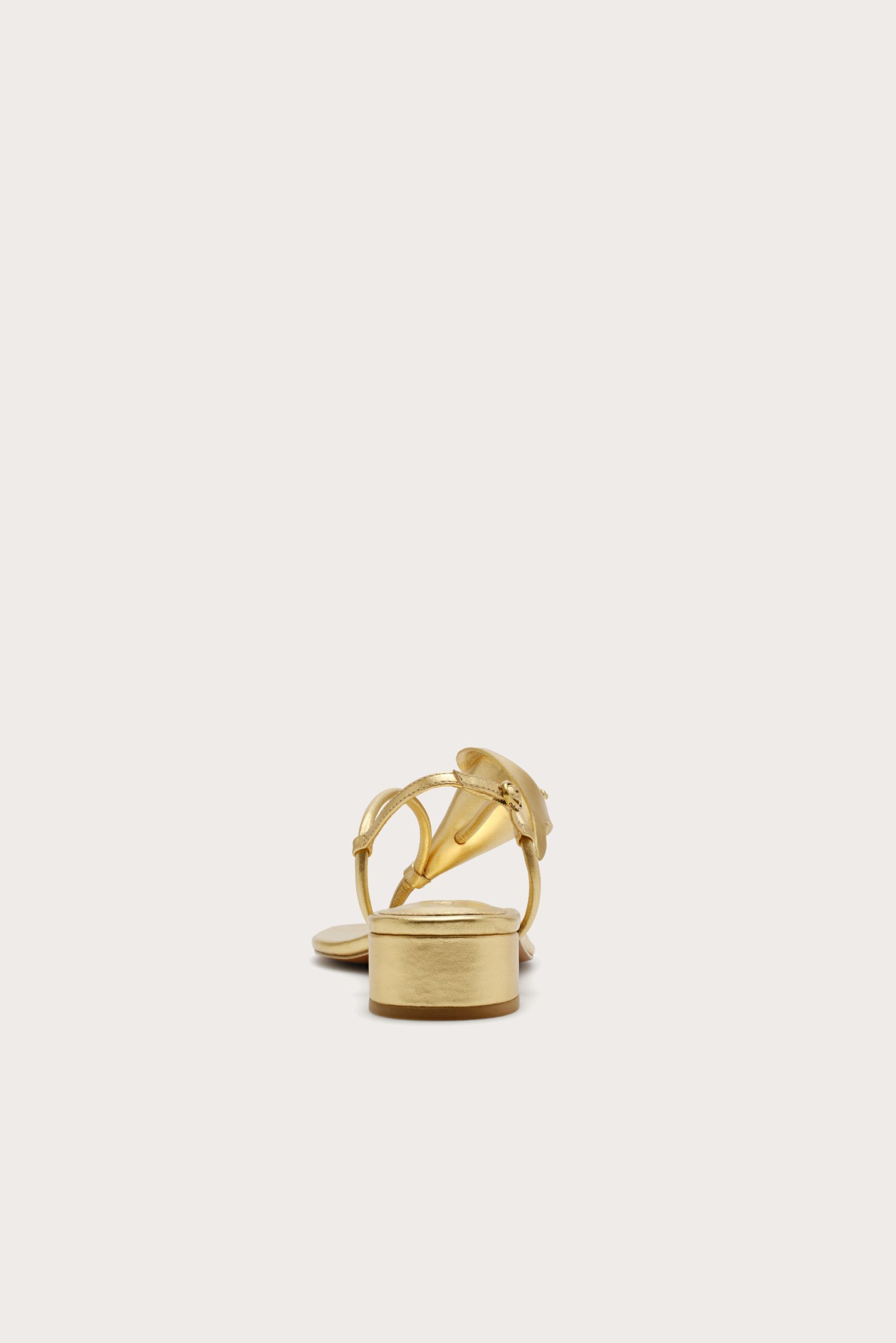 LILASANDAL_BR_260123_Cult-Gaia_Product15315_W1a-scaled