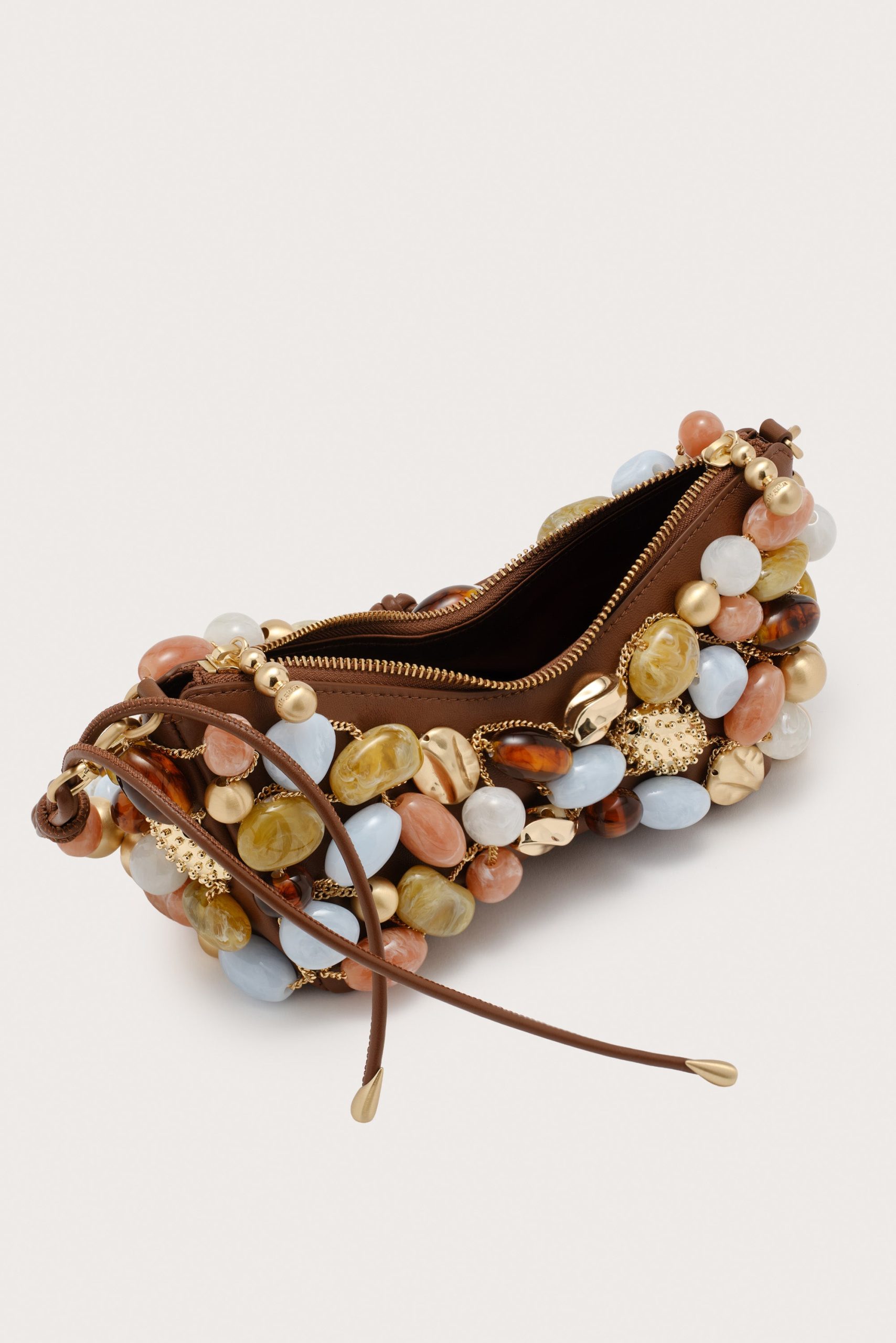 MERCIERCLUTCH_SDLB_250924_CultGaia__R26-AX__10299_WEBBED-scaled
