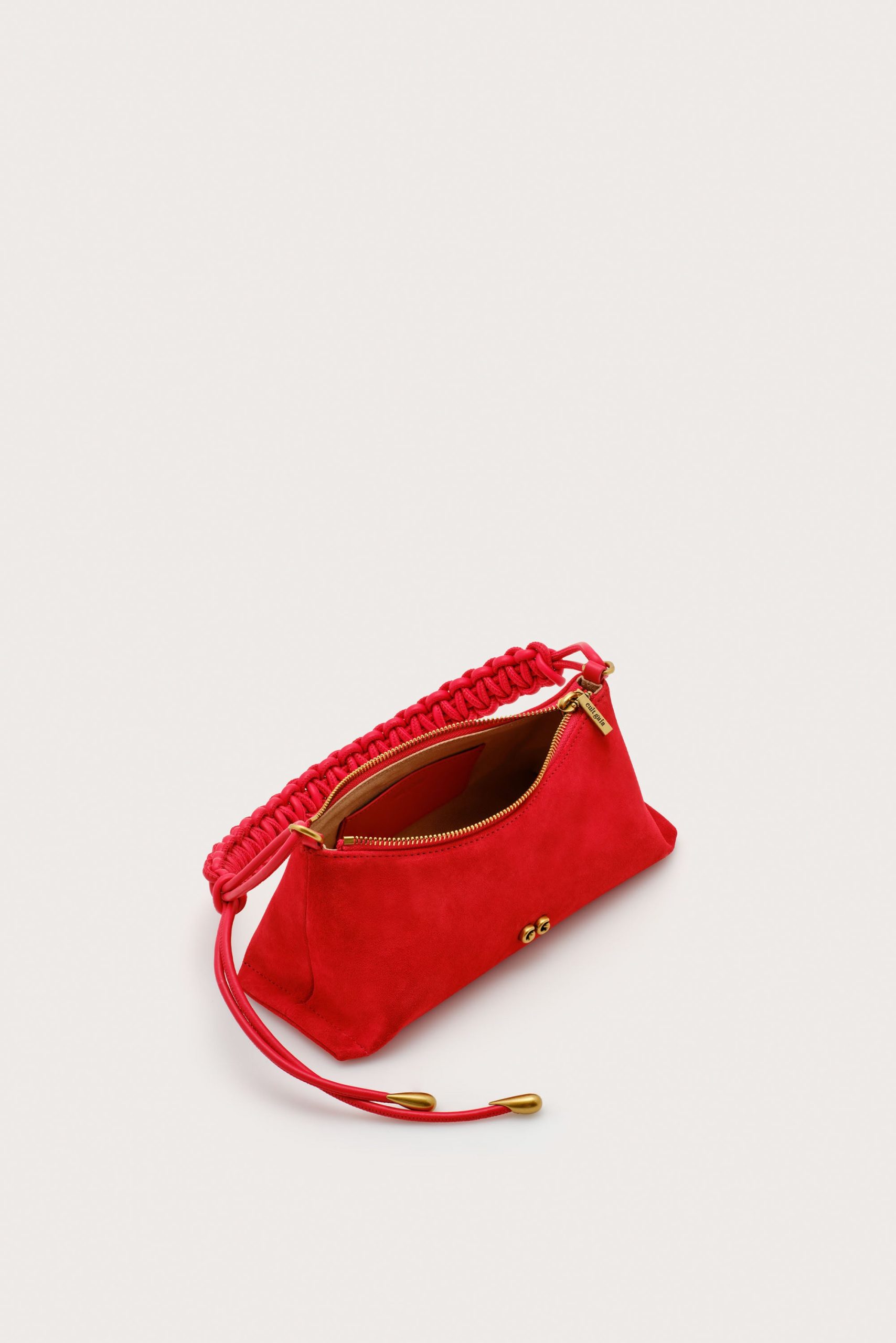 OSASHOULDER_VM__260123_Cult-Gaia_Product17170_WEBBED-scaled
