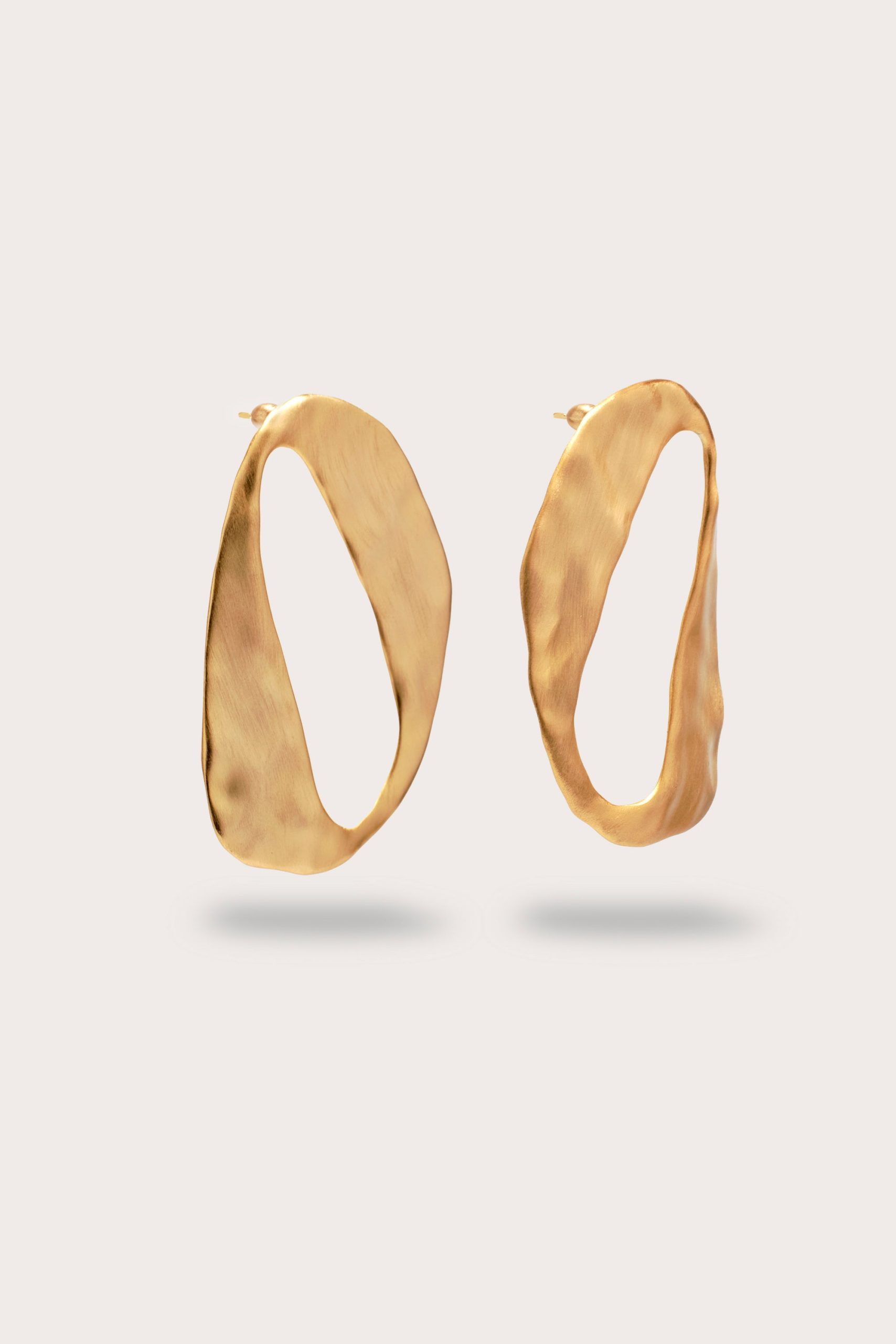 RUEEARRINGS_250709_CultGaia_F25-AX-FTW-BAGS732_WEBBED-1-scaled