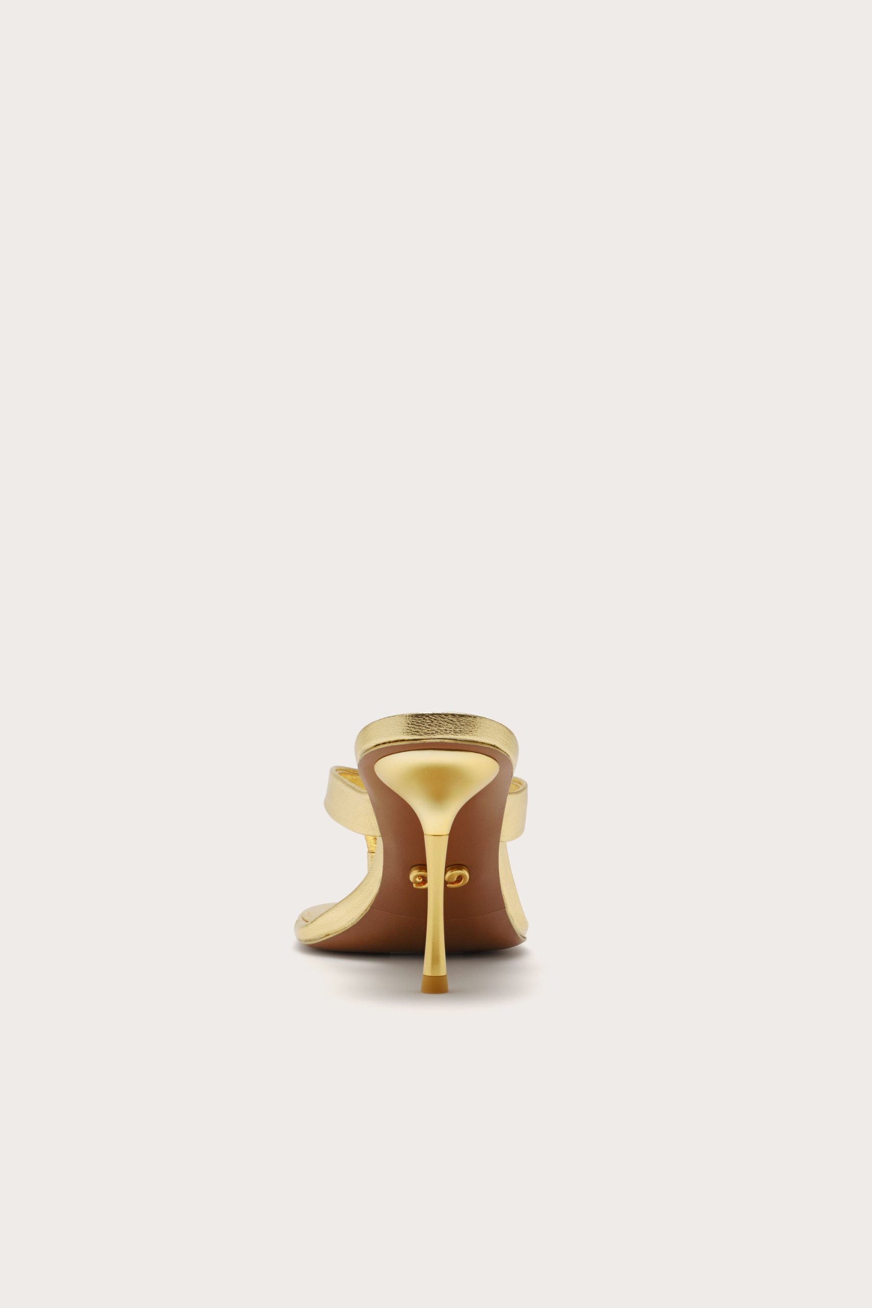 STELLASANDAL_B_260123_Cult-Gaia_Product14880_W1a_WEBBED-scaled